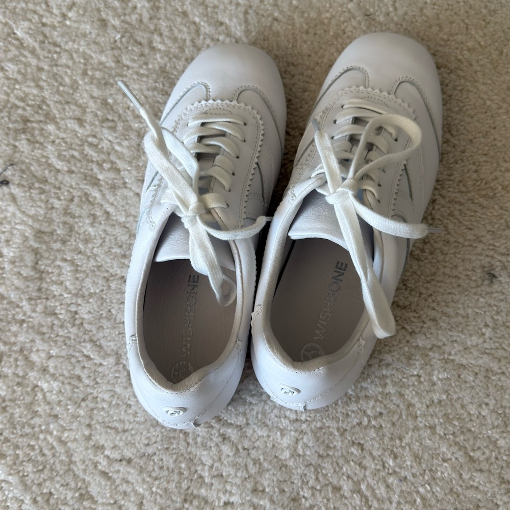 White Women's Leather Sneakers - Comfort Casual Lace-Up - NWOT